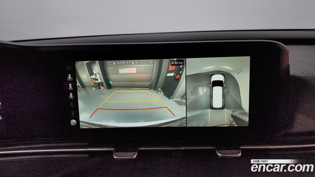 Kia Carnival 7-Seater Signature, 2022