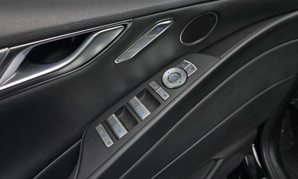 Genesis G80 Gasoline 2.5 Turbo AWD, 2024
