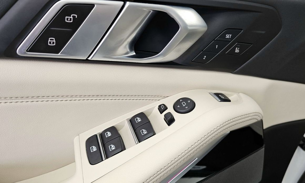 BMW X5 xDrive 40i M Sport, 2025