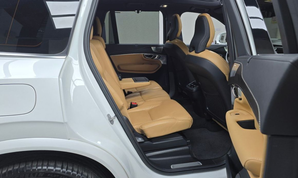 Volvo XC90 B6 Inscription, 2022