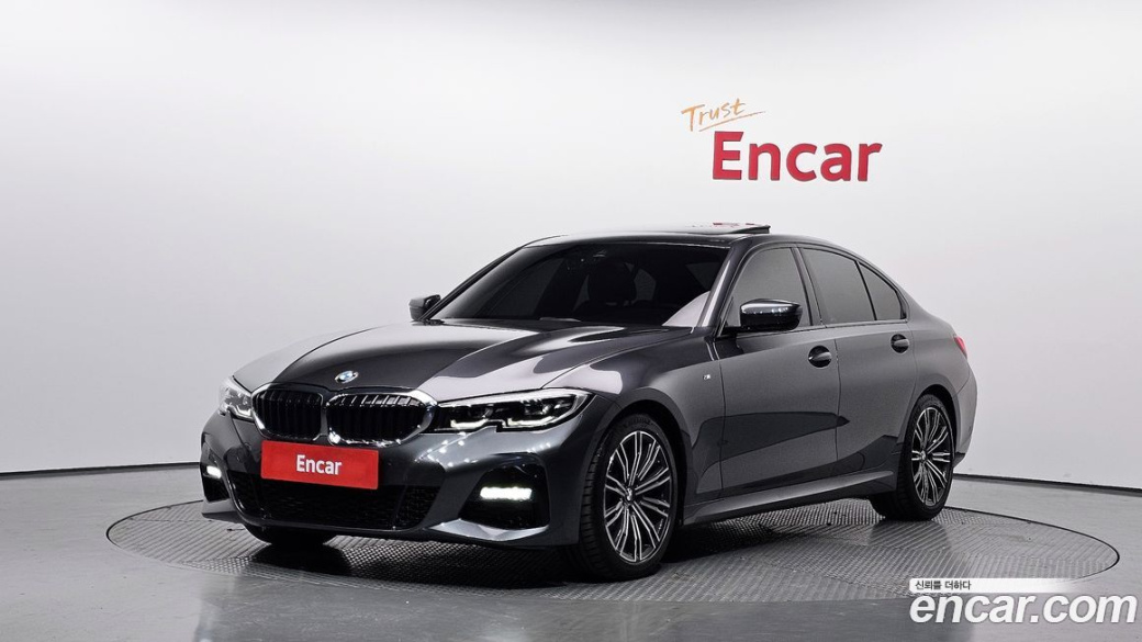 BMW 3-Series 320i M Sport, 2022