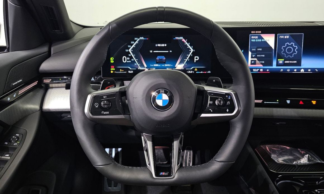 BMW 5-Series 520i M Sport, 2024
