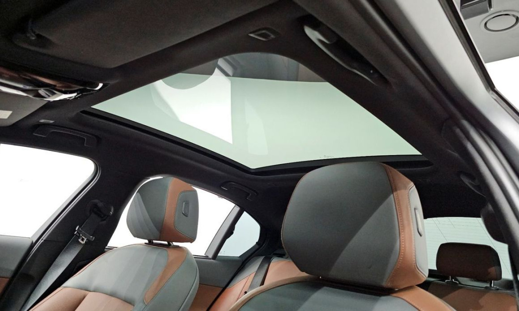 BMW 5-Series 530i xDrive M Sport, 2024