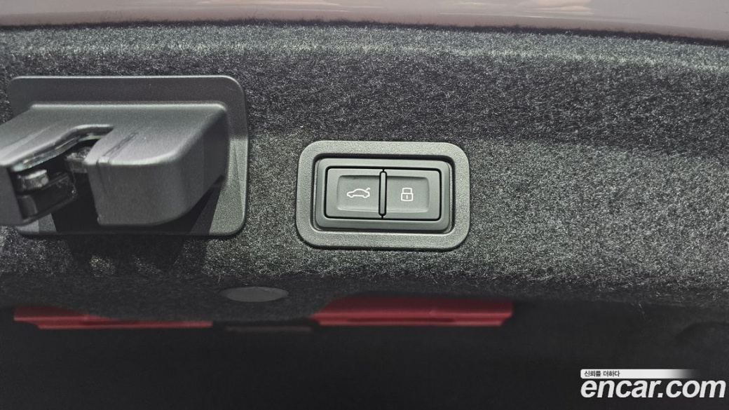 Audi A6 45 TFSI Quattro Premium, 2023