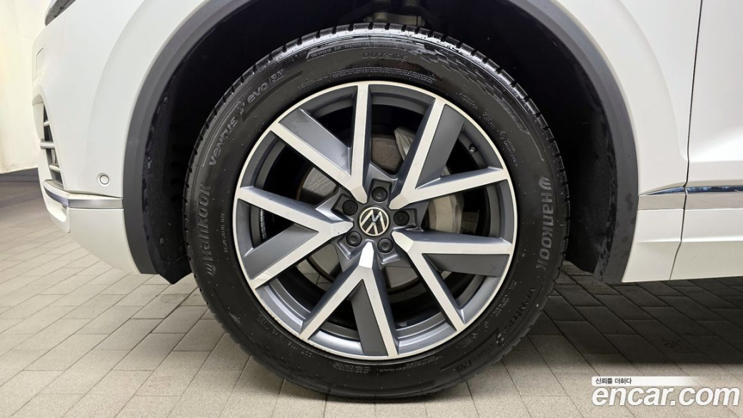 Volkswagen Touareg 3.0 TDI Prestige, 2022