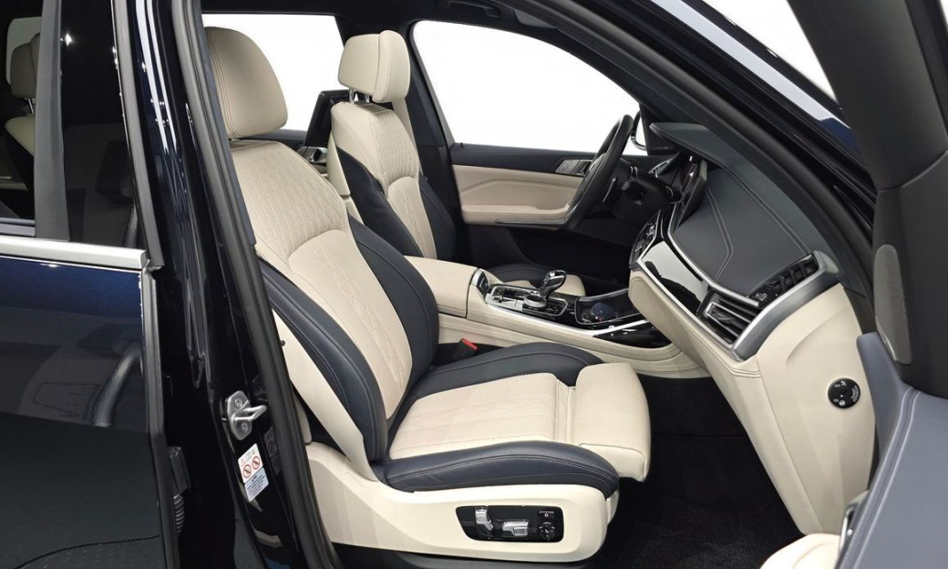 BMW X7 M50i 6STR, 2022