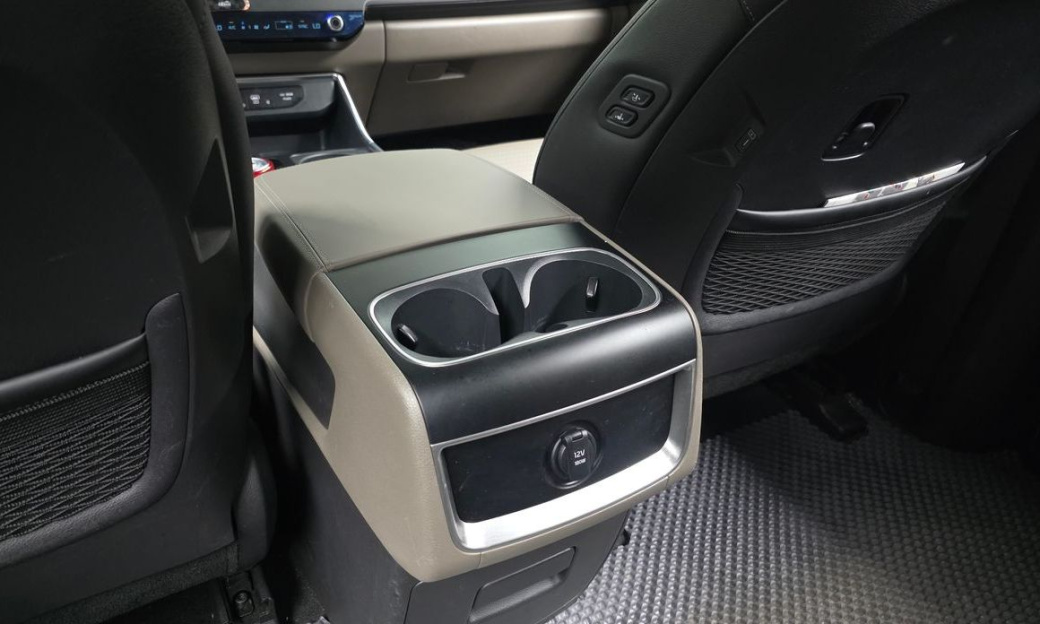 Kia Carnival 7-Seater Noblesse, 2025