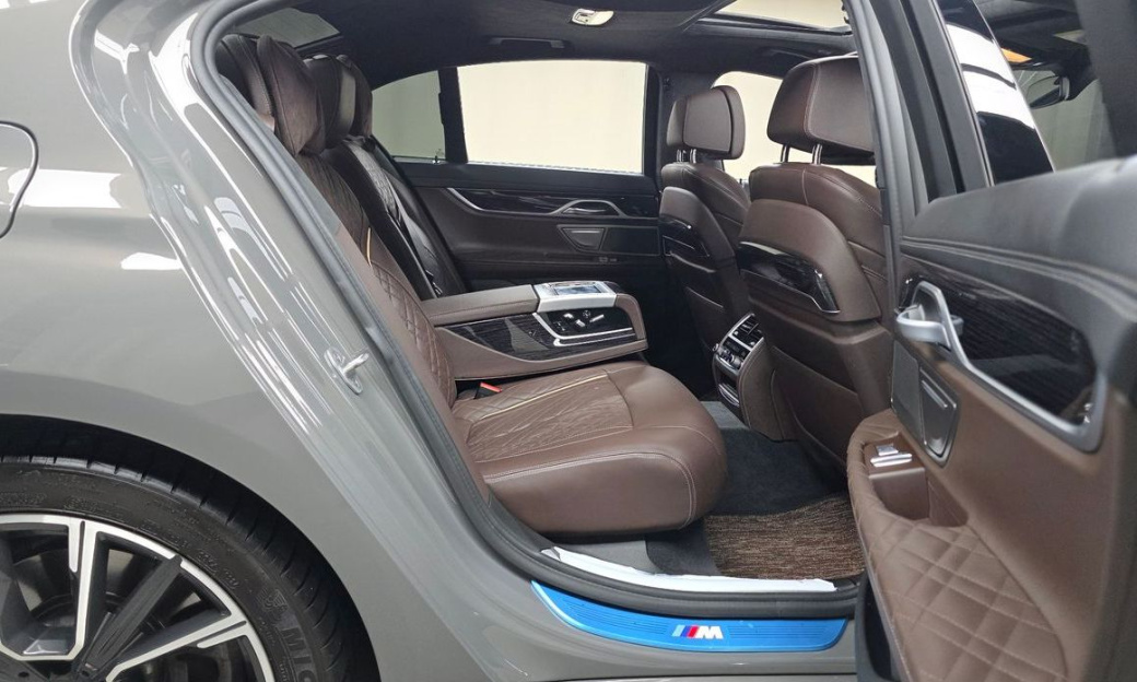 BMW 7-Series 730d xDrive M Sport, 2022