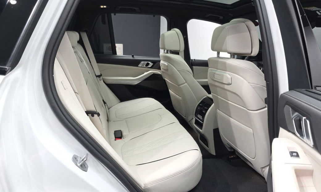 BMW X5 xDrive 40i M Sport, 2025