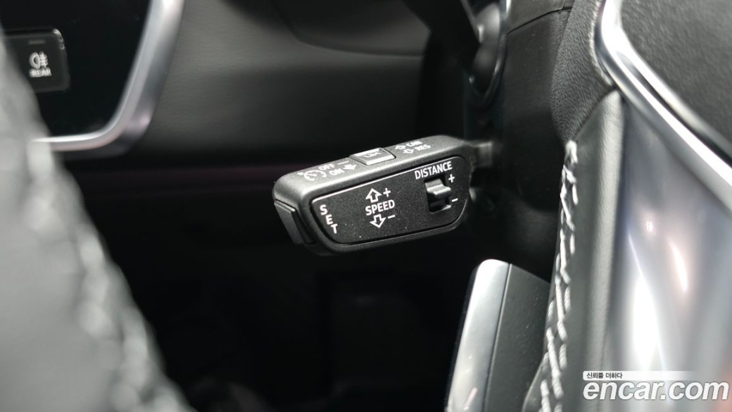 Audi A6 45 TFSI Quattro Premium, 2025