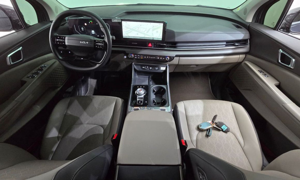 Kia Carnival 9-Seater Noblesse, 2025