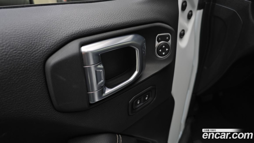 Jeep Wrangler 2.0 Overland Power Top 4Door, 2022