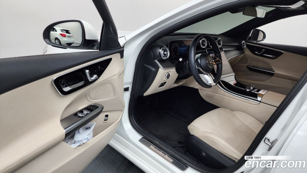 Mercedes-Benz C-Class C300 4MATIC Avantgarde, 2023