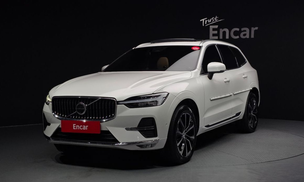 Volvo XC60 B6 Ultimate Bright, 2024