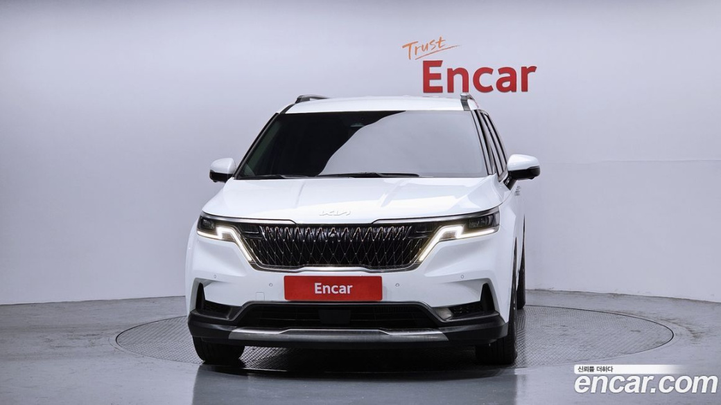 Kia Carnival 9-Seater Signature, 2023