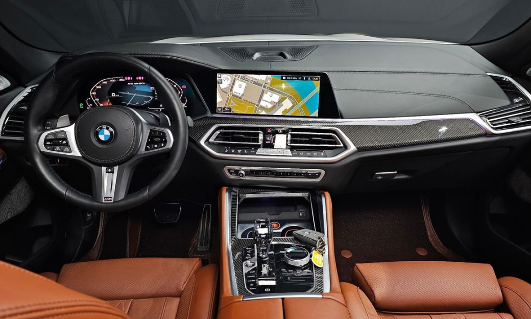 BMW X6 M50i, 2023