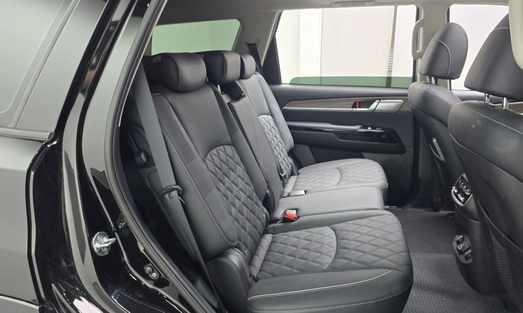 Kia Mohave Diesel 3.0 4WD 7-Seater, 2024