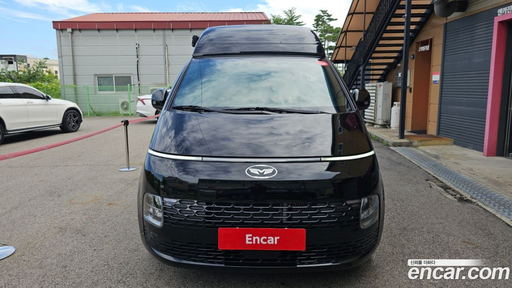 Hyundai Staria 2WD Camping Car, 2023