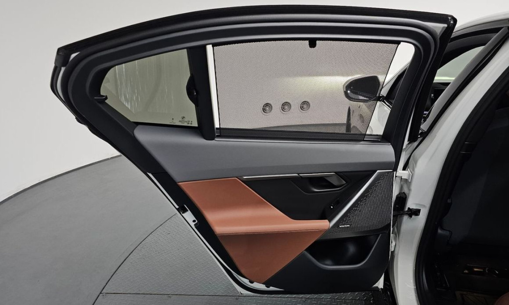 BMW 5-Series 530i xDrive M Sport, 2025