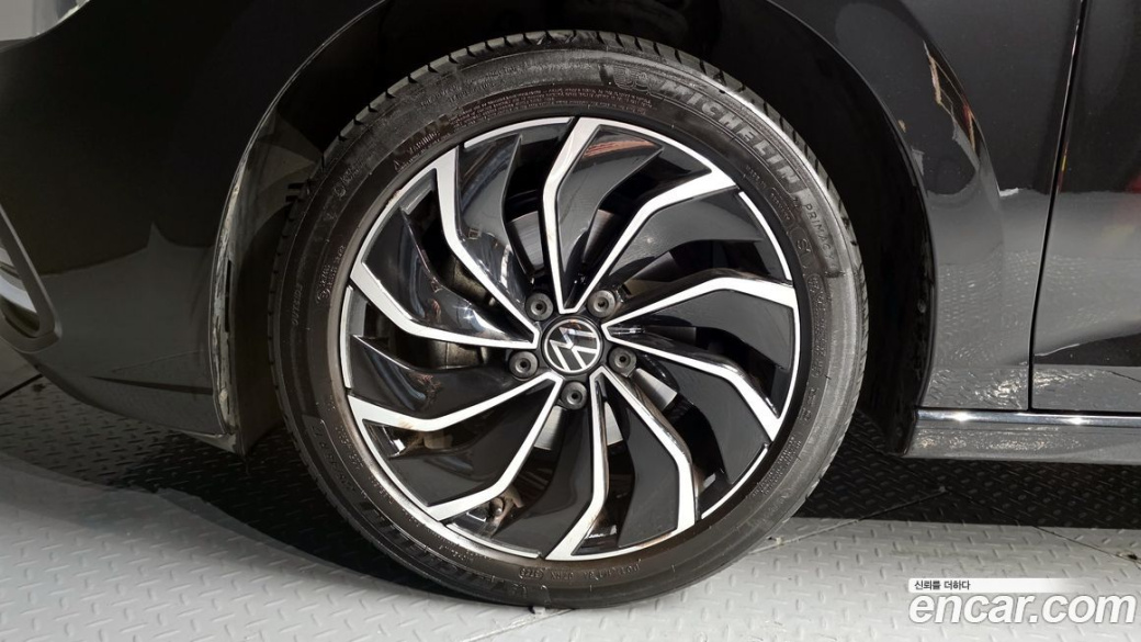 Volkswagen Golf 2.0 TDI Prestige, 2024