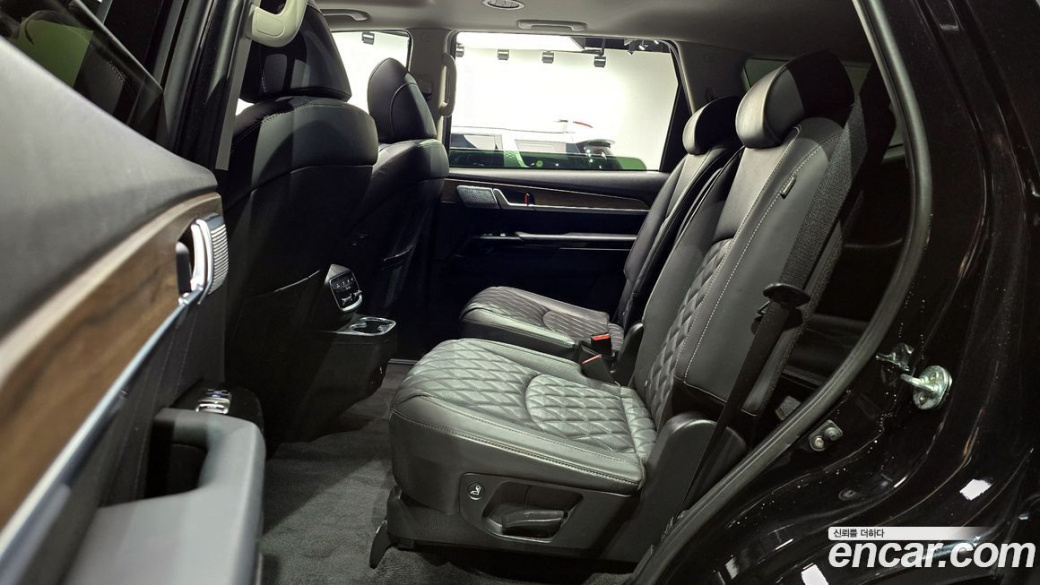 Kia Mohave Diesel 3.0 4WD 6-Seater, 2022