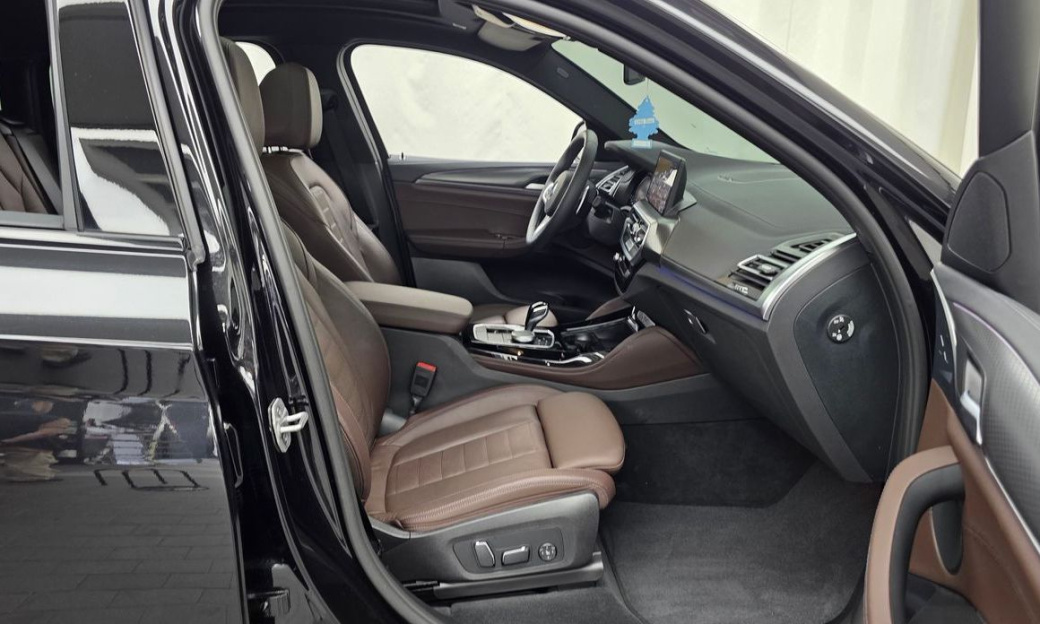BMW X4 xDrive20d M Sport, 2025