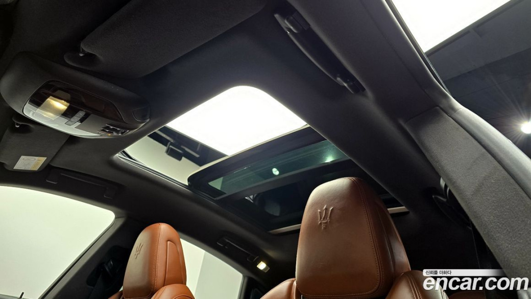 Maserati Levante 3.0 AWD Modena, 2021