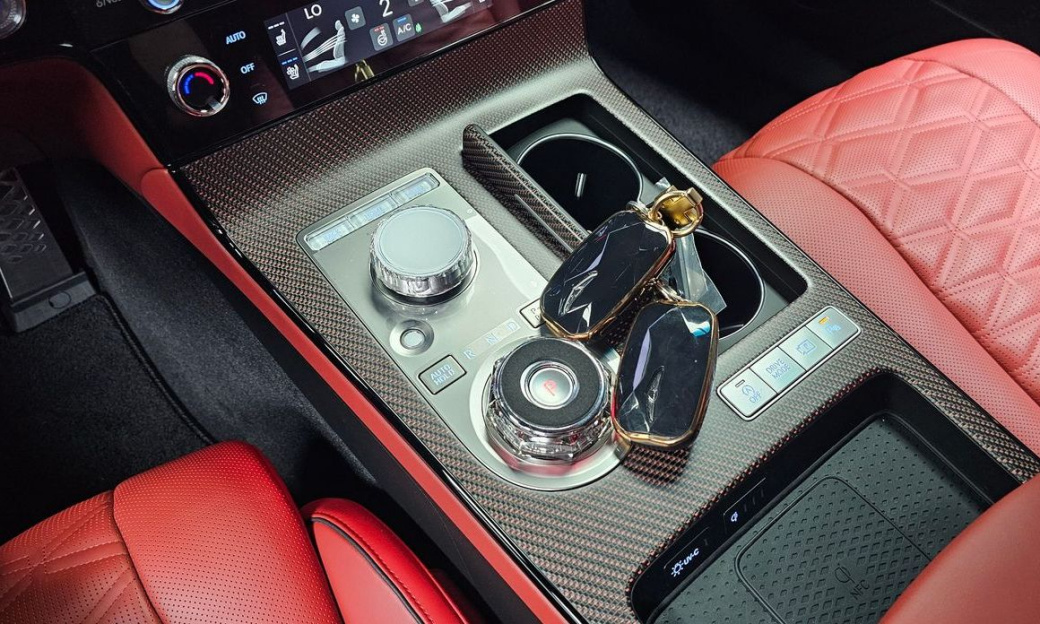 Genesis G80 Gasoline 2.5 Turbo 2WD, 2025