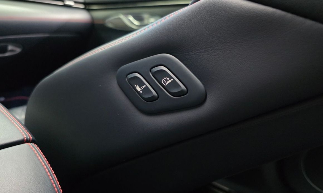 Genesis GV70 2.5T Gasoline 2WD, 2022