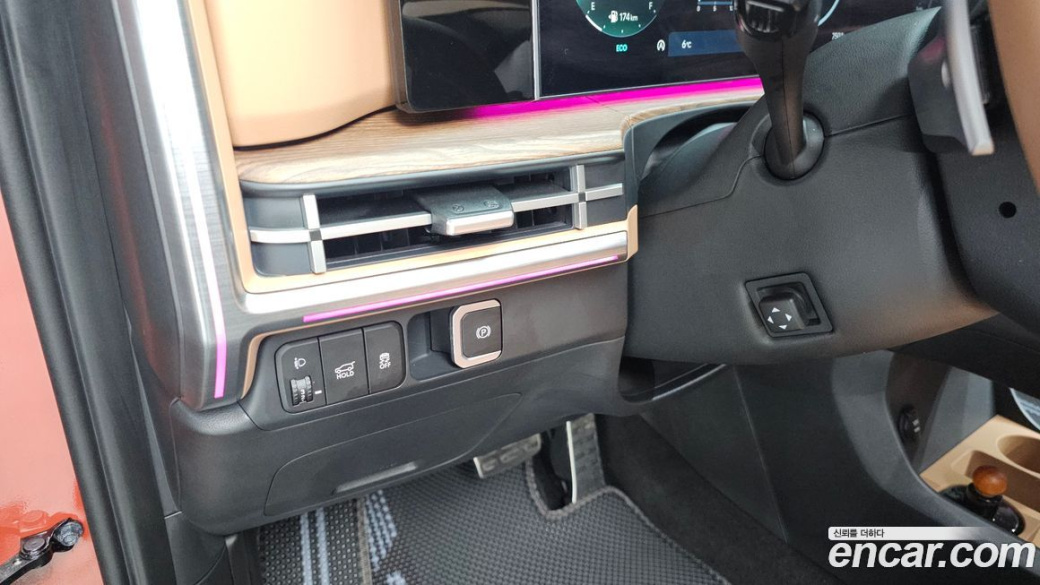Hyundai Santafe Gasoline 2.5T 2WD, 2025