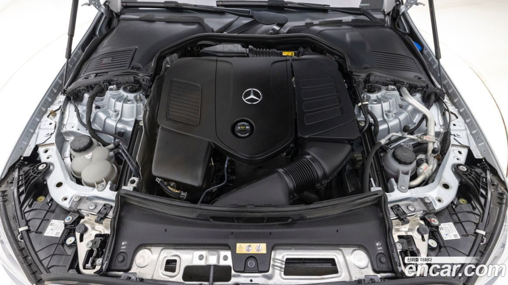Mercedes-Benz C-Class C300 4MATIC AMG Line, 2023