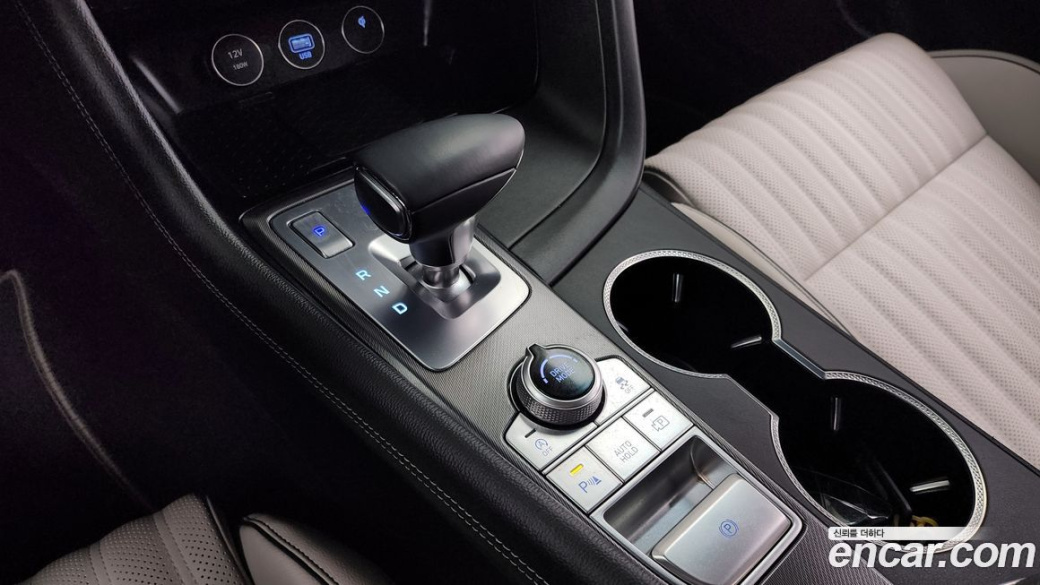 Genesis G70 Gasoline 2.5T 2WD, 2024