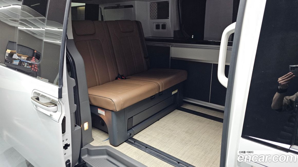 Hyundai Staria 2WD Camping Car, 2024