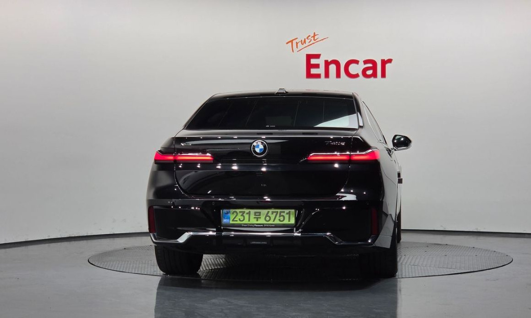 BMW 7-Series 740d xDrive M Sport, 2025