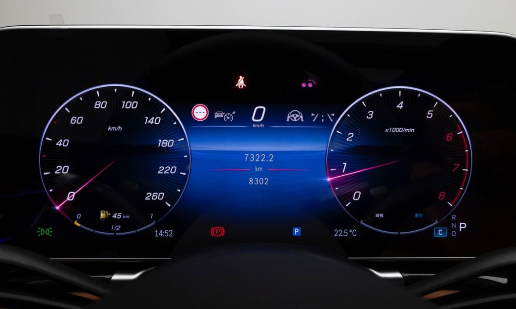 Mercedes-Benz S-Class S500 4MATIC, 2026