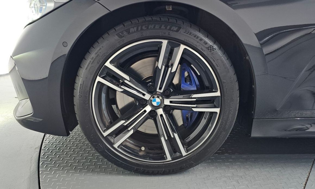 BMW 3-Series 320i Touring M Sports, 2024