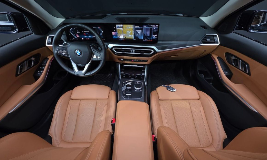 BMW 3-Series 320i, 2023