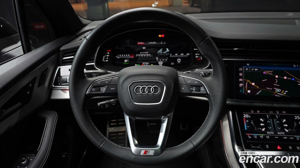 Audi Q7 55 TFSI Quattro Premium, 2023