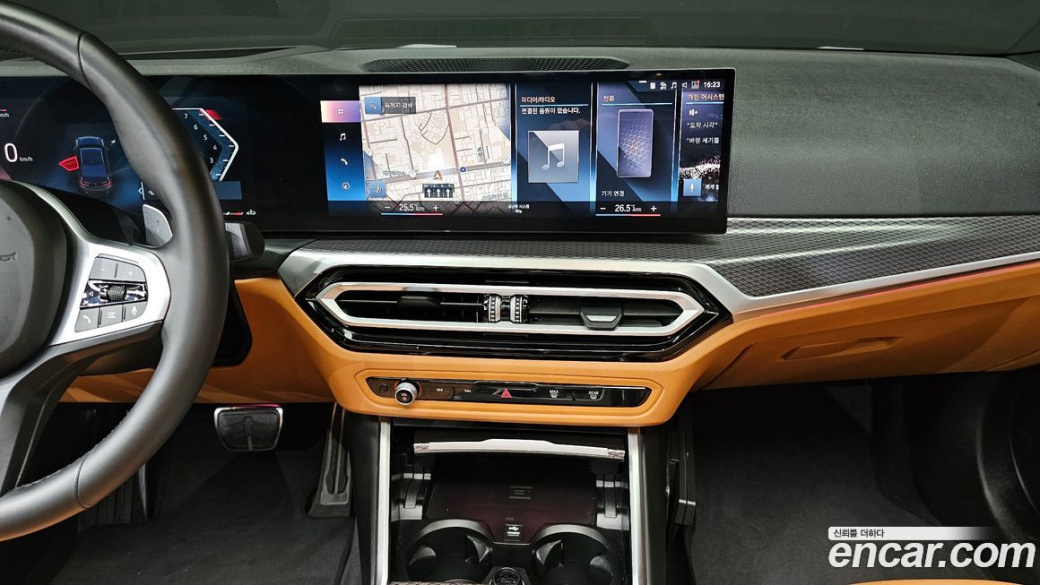 BMW 3-Series 320i M Sport, 2024
