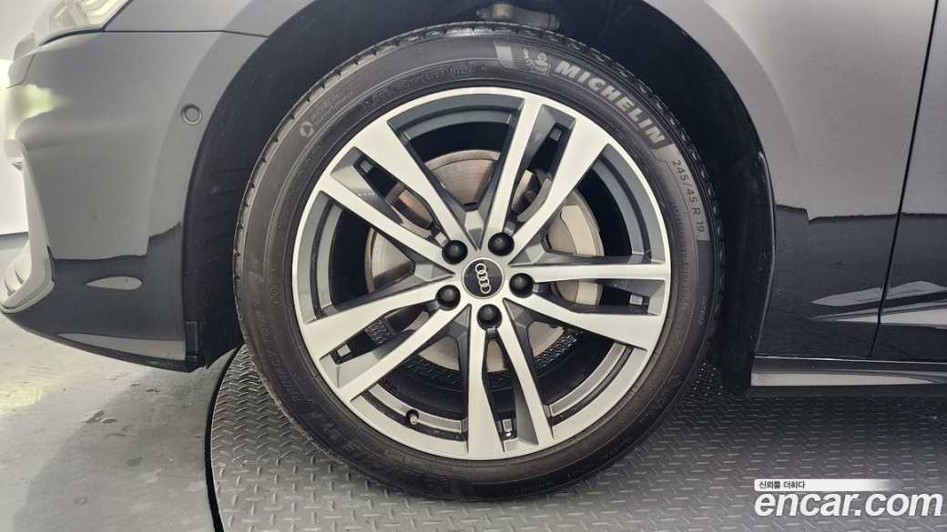 Audi A6 45 TFSI Premium, 2023
