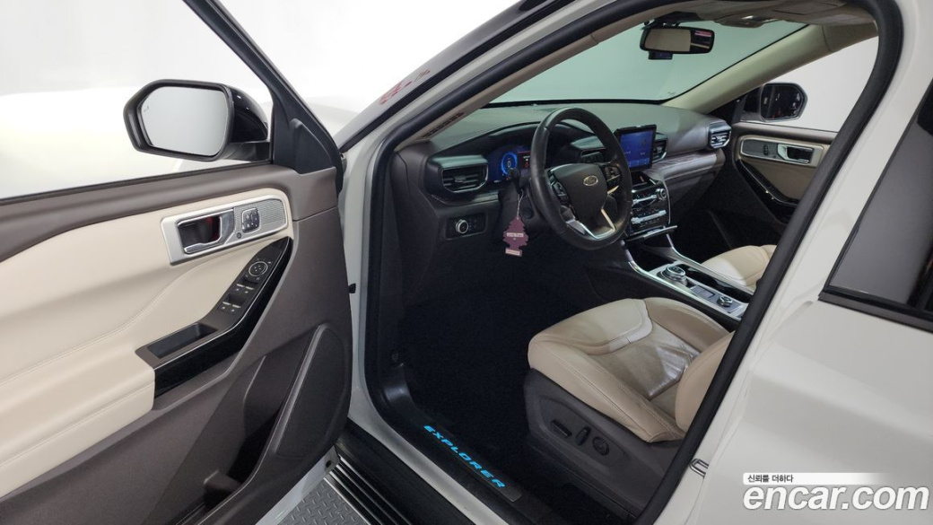 Ford Explorer 3.0 Platinum 4WD, 2021