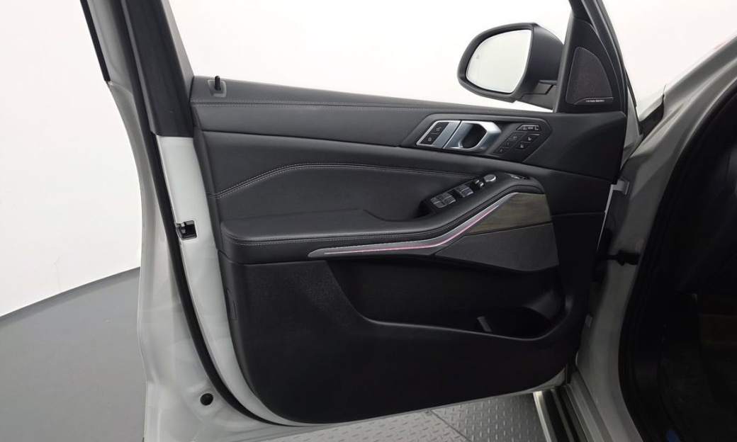 BMW X7 xDrive 40i Design Pure Excellence 6-Seater, 2024