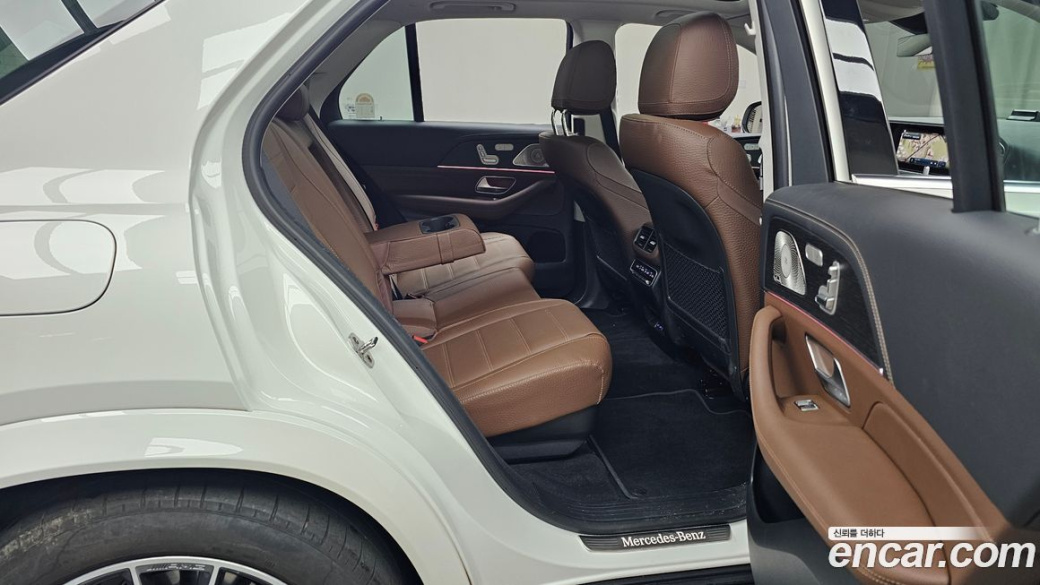 Mercedes-Benz GLE-Class GLE450 4MATIC, 2025