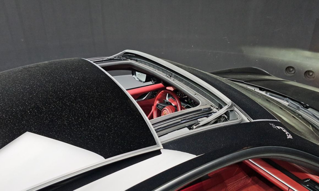 Porsche 911 Carrera 4 GTS, 2023