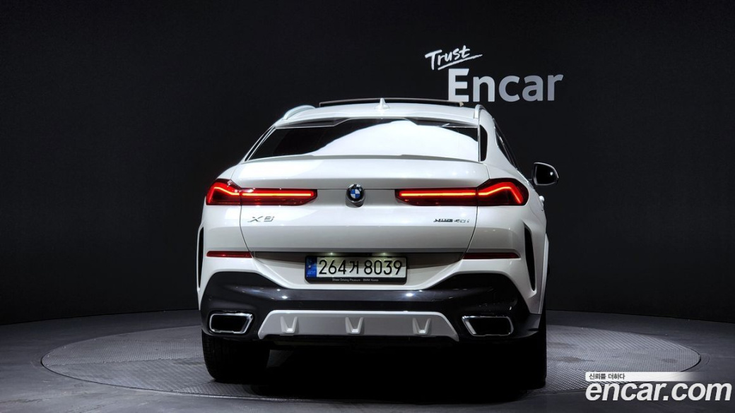 BMW X6 xDrive40i M Sport, 2022