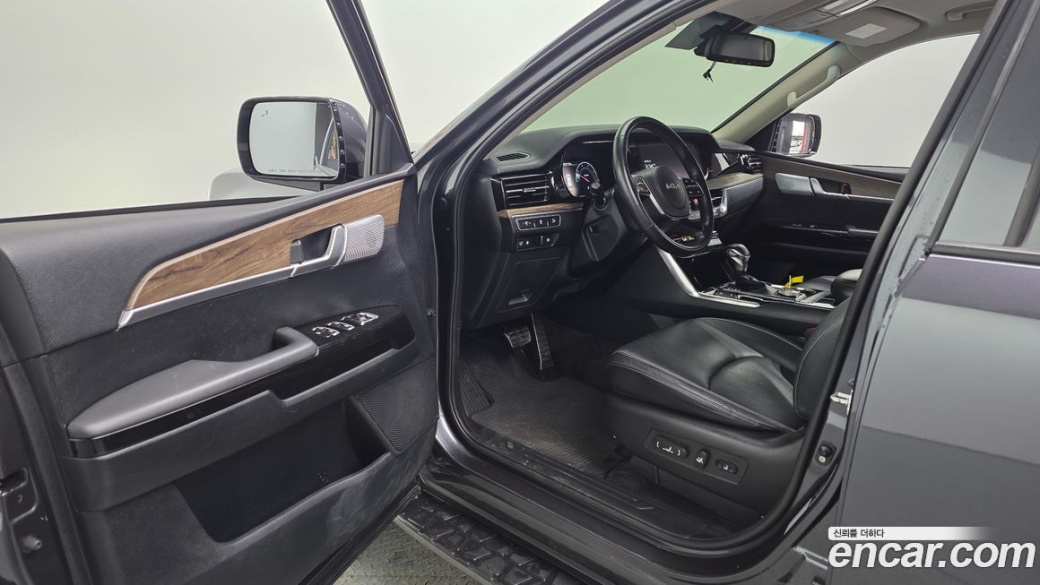 Kia Mohave Diesel 3.0 4WD 5-Seater, 2022