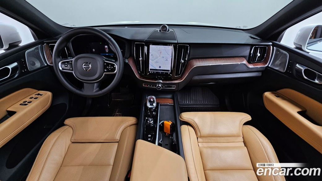 Volvo XC60 B6 Ultimate Bright, 2023