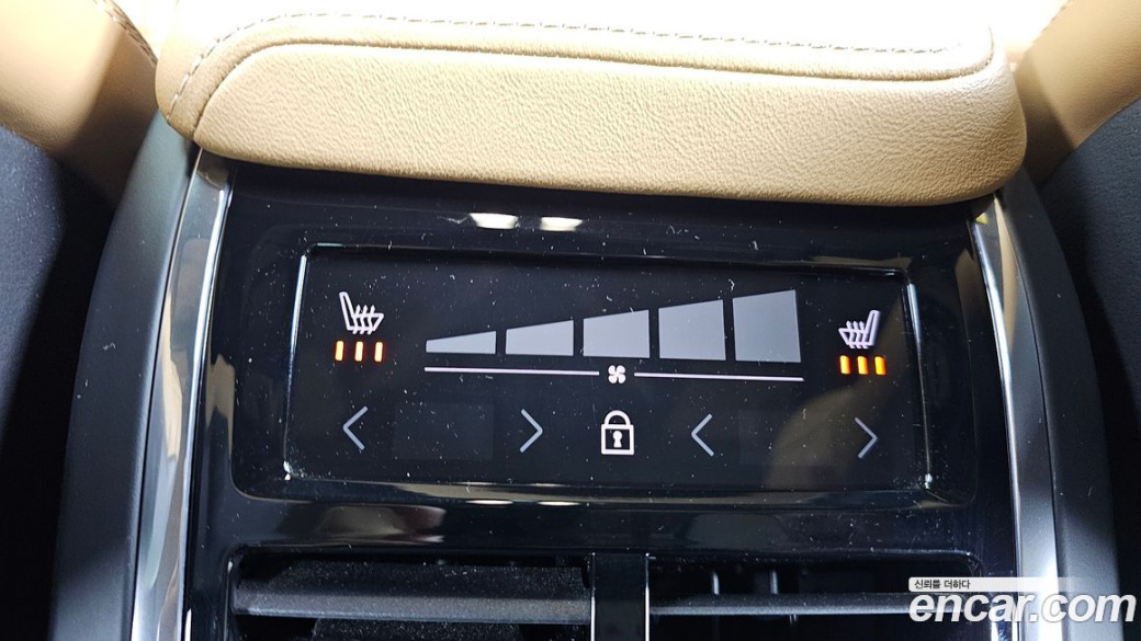 Volvo XC60 B5 Inscription, 2022