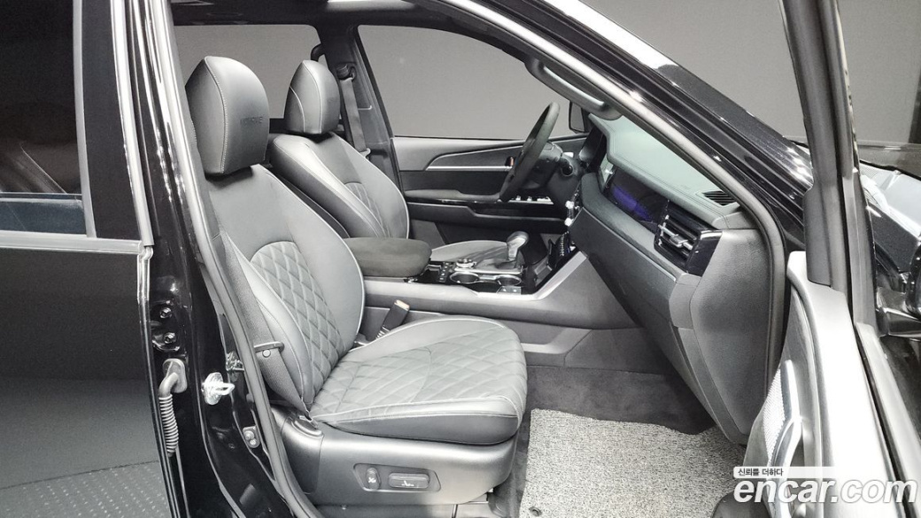 Kia Mohave Diesel 3.0 4WD 6-Seater, 2023