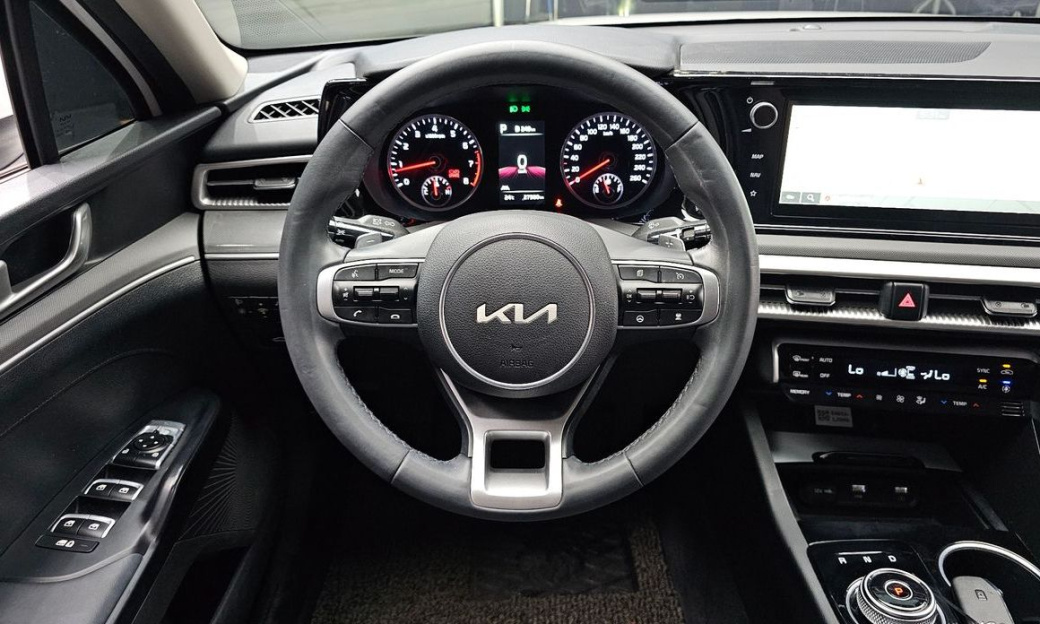 Kia K5 2.0, 2022